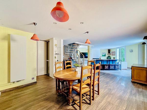 Superbe Maison Proche des commerces et des commodités