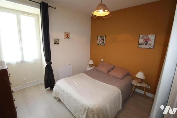 Maison en pierres - au calme à Chaniers- 170m² hab. - 3 chambres - 4 mns de SAINTES 