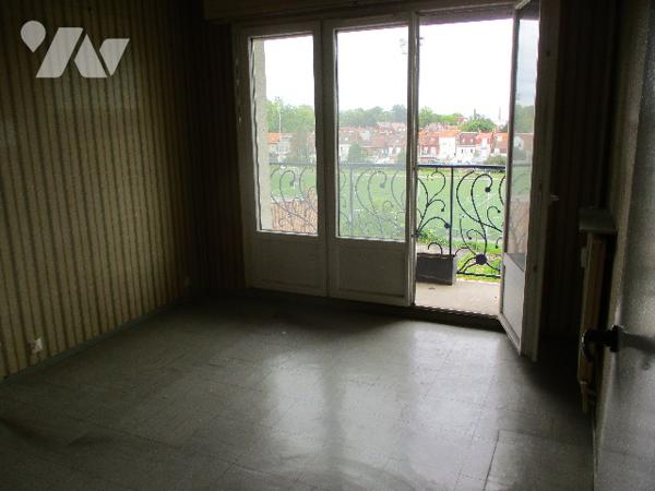 ROUBAIX  F3 avec garage tb situé