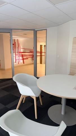 LOCAL COMMERCIAL 255 M²