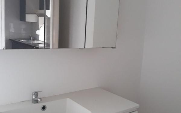 Appartement à louer    3 pièces •  Hazebrouck