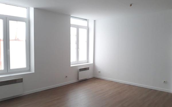Appartement à louer    3 pièces •  Hazebrouck
