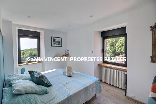 Saint Julien Molin Molette 42220 Maison pierre 151m² habitables 4 chambres sur 640m² de terrain