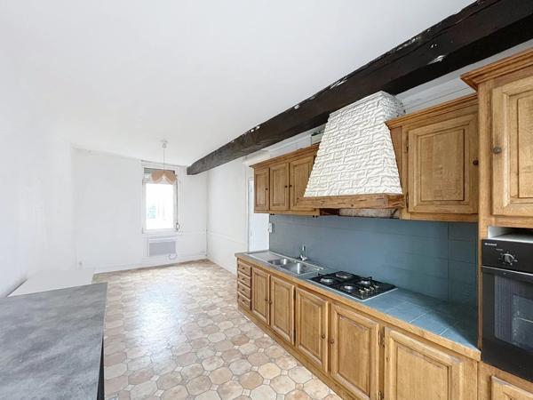 Vente Immeuble 11 pièces 210 m2 à Saint-Quentin