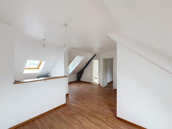 Vente Immeuble 11 pièces 210 m2 à Saint-Quentin