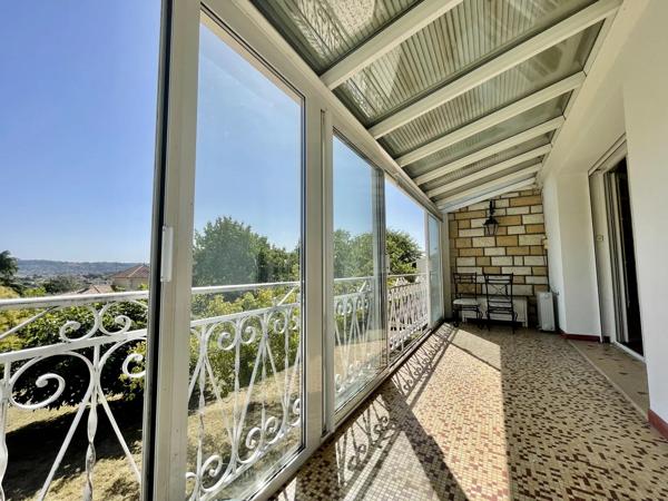 Maison sur les hauteurs de Villeneuve sur lot