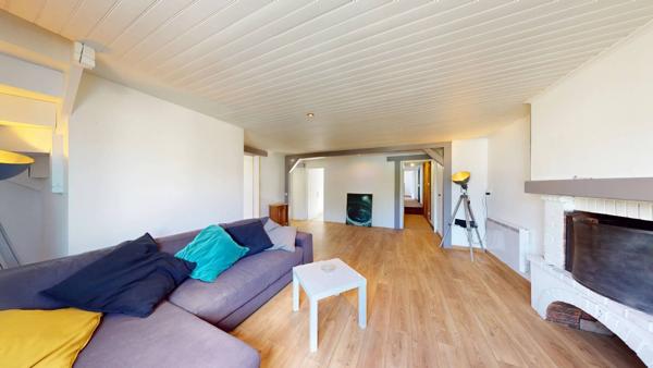 Maison de ville 3/4 chambres avec jardin – Chinon