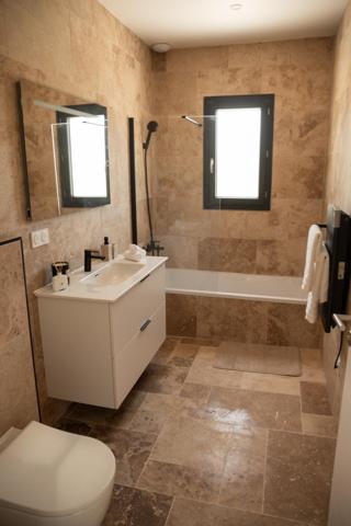 Maison à NARBONNE, 11100 - 4 pièces 110m²