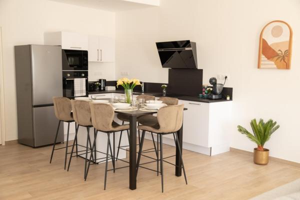 Maison à NARBONNE, 11100 - 4 pièces 110m²