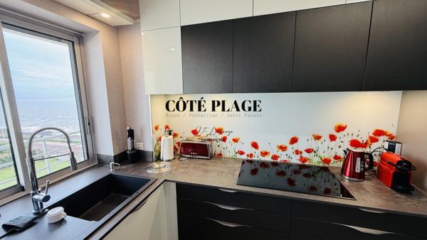 Royan (17200) PONTAILLAC PREMIERE LIGNE OCEAN - APPARTEMENT T3 - PARKING - GARAGE - AU PRIX DE 997 500 € FAI