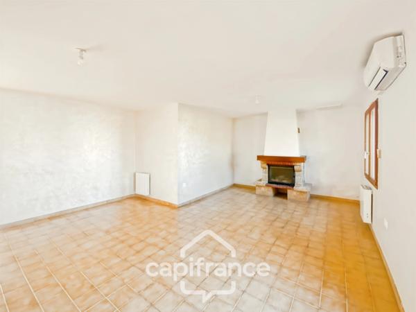 Maison de plein-pied - 125 m² -Terrain 991 m² SAINTE LIVRADE SUR LOT (47)