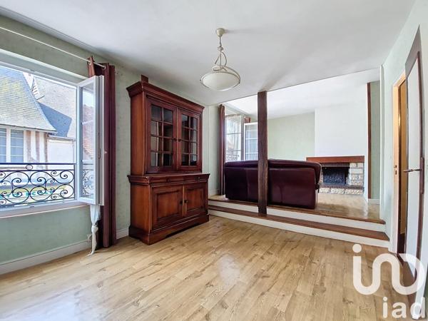 Maison de village 5 pièces de 125 m² à Châtillon-Coligny (45230)