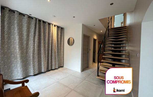 Maison de village en pierre, 6 pièces, 160m2