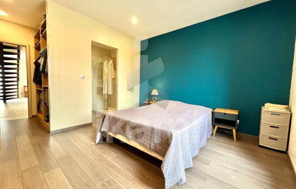 Maison de village en pierre, 6 pièces, 160m2