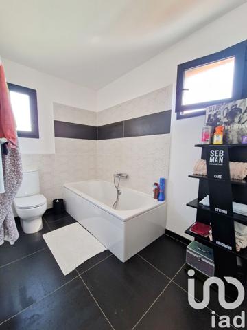 Maison 6 pièces de 152 m² à Bompas (66430)