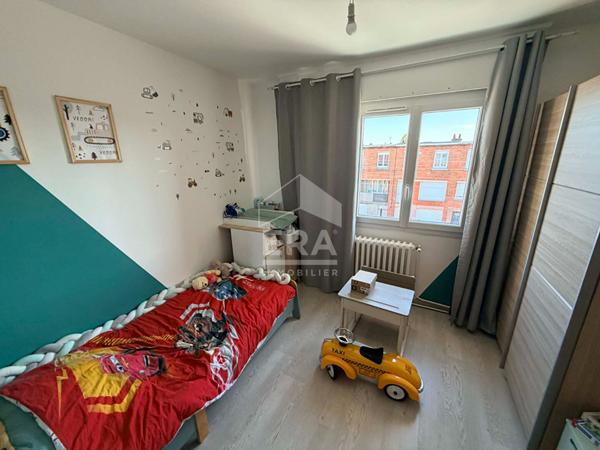 Maison Petite Synthe  (59640) trois chambres jardin et garage