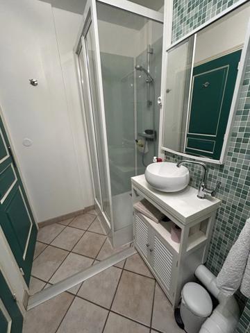 Vente                                                      Maison
                        
                     7 pièces                      170 m2                     à Brioude