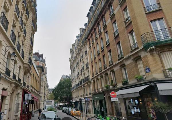 LOCAL À LOUER 166M2 À PARIS (75012)