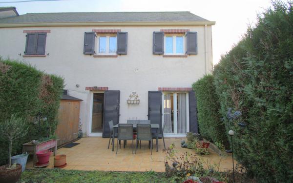 Maison à vendre    4 pièces • 86,75 m2 Saint-Jean-de-la-Ruelle