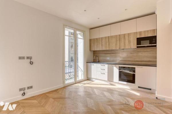 studio Neuf, classe A