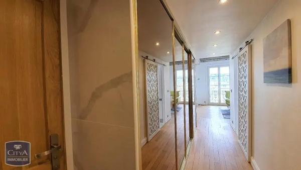 Appartement à louer 3 pièces 68.95m²