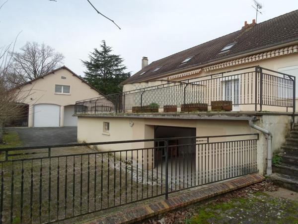 Immeuble Gien, 5 appartements, 274 m2