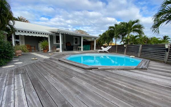 Maison à vendre    4 pièces •  Le François