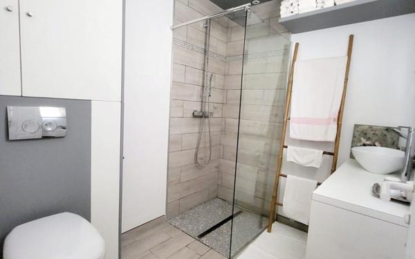 Maison à vendre    4 pièces •  Le François