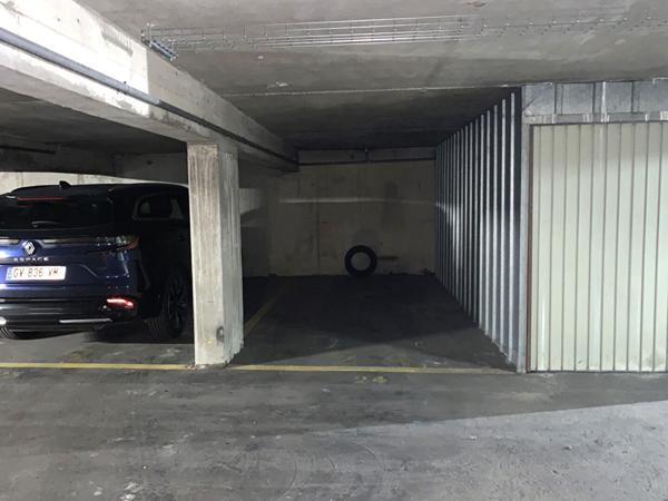 Place de parking sécurisée -Paris 12e (Wattignies / Meuniers)