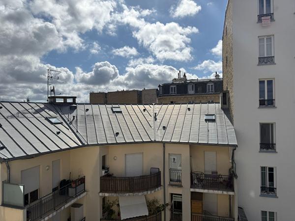 Studio ASNIERES_13 min gare SNCF _ 4ème étage sur 4 _ 22 m2