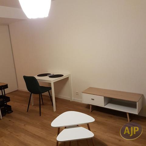 Vente appartement Cholet : 81 960 € - AJP Immobilier Cholet