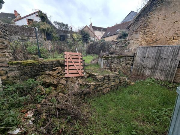 Maison de ville avec jardin et garage !