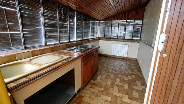 Vente                                                      Maison
                        
                     2 pièces                      52 m2                     à Sully-sur-Loire