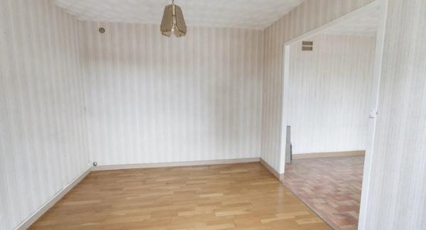 Vente                                                      Maison
                        
                     2 pièces                      52 m2                     à Sully-sur-Loire