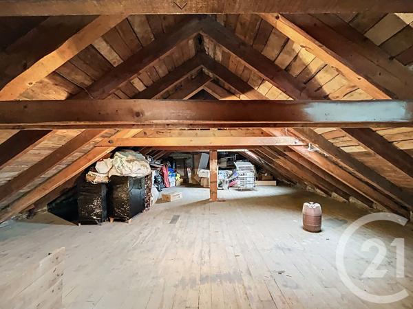 Immeuble à vendre  426 m2 LE CHAMBON SUR LIGNON - 43