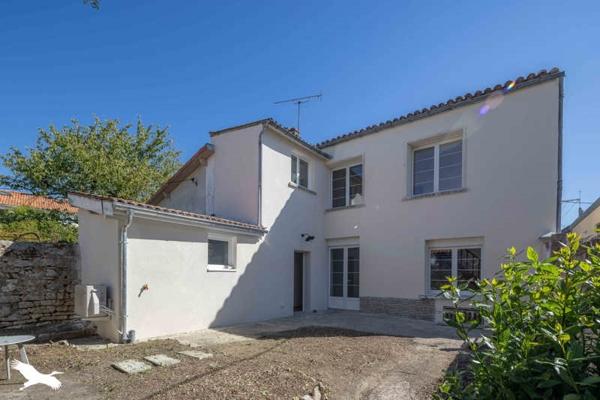Maison à vendre 180 000 € Angoulême 3 p 74 m² DPE B