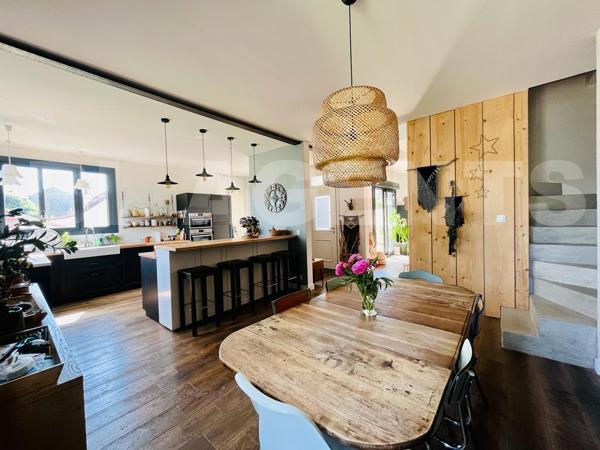 maison/villa 6 pièce(s) 200 m2