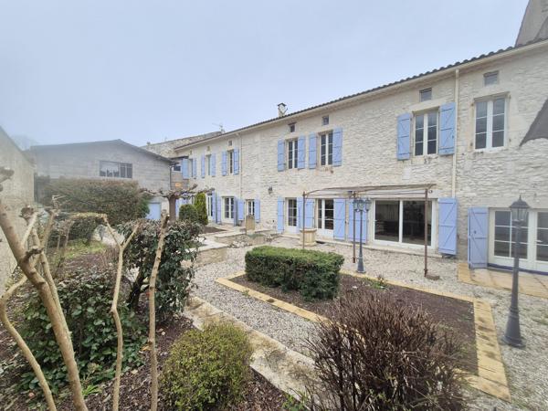 Grande maison de village avec jardin, Montaigu de Quercy, Tarn et Garonne