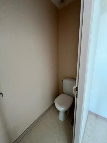 JONZAC - APPARTEMENT T2 - LIBRE LE 11 AOUT