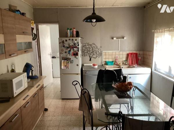 Maison de 163M2 HAB cour et garage 