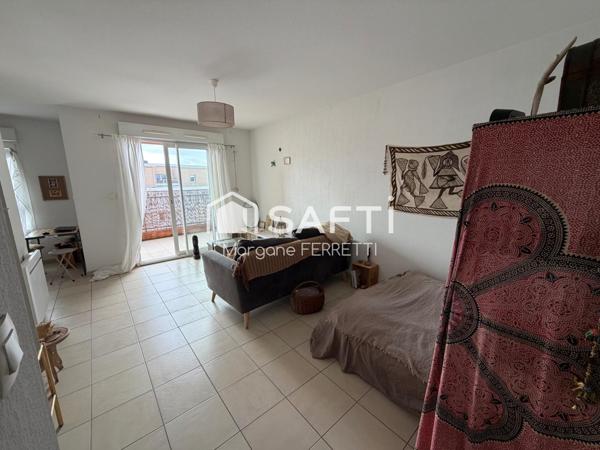APPARTEMENT T1 30M² AVEC LOGGIA ET PLACE DE PARKING