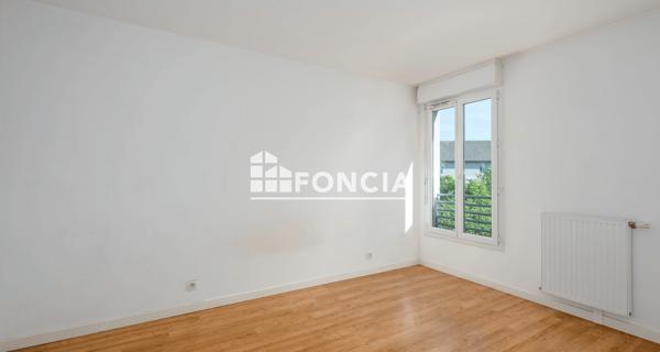 À vendre Appartement 2 pièces 49 m² - Saint-pierre-du-perray 91280