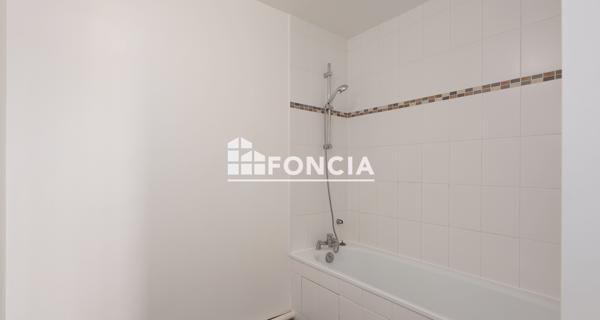 À vendre Appartement 2 pièces 49 m² - Saint-pierre-du-perray 91280