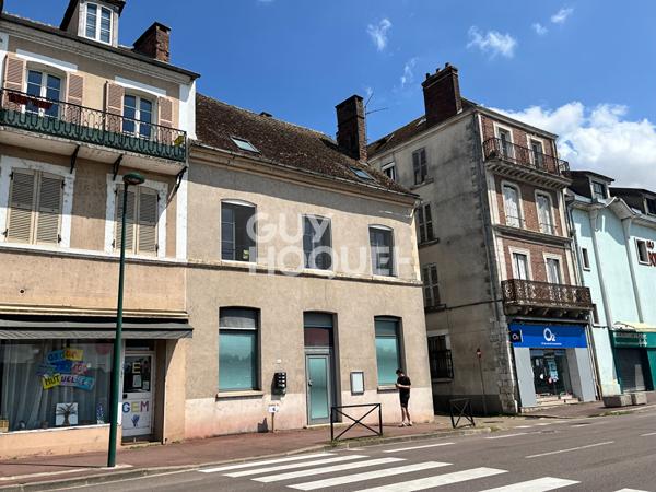 JOIGNY, QUAI DU GÉNÉRAL LECLERC, LOCAL COMMERCIAL / BUREAUX À VENDRE