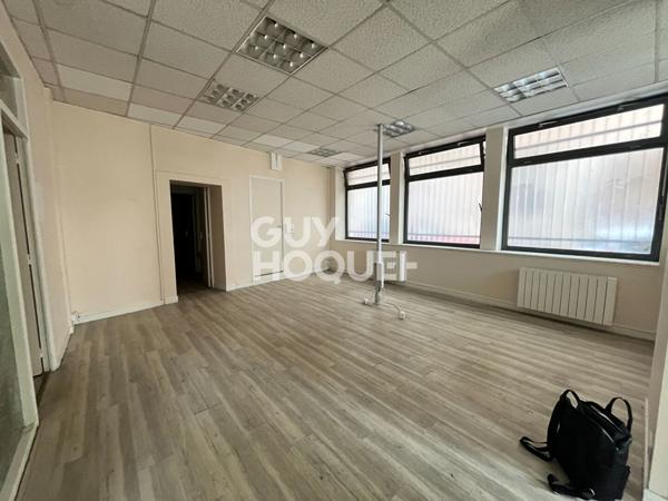JOIGNY, QUAI DU GÉNÉRAL LECLERC, LOCAL COMMERCIAL / BUREAUX À VENDRE