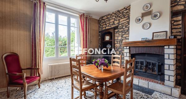 À vendre Maison 8 pièces 160 m² - Fresnay-sur-sarthe 72130