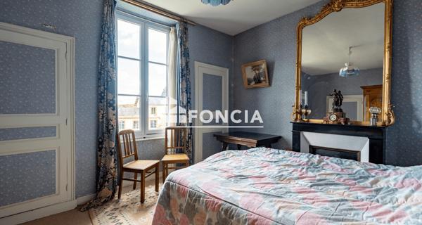 À vendre Maison 8 pièces 160 m² - Fresnay-sur-sarthe 72130