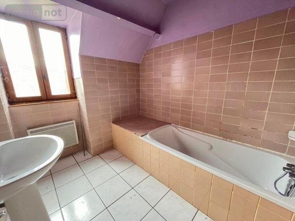 Maison individuelle à vendre à Condat dans le Cantal (15190), ref : 21T-15029