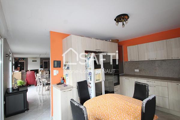 Plain-pied - Bel environnement - Garage - Piscine