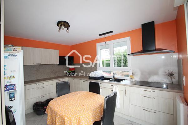 Plain-pied - Bel environnement - Garage - Piscine